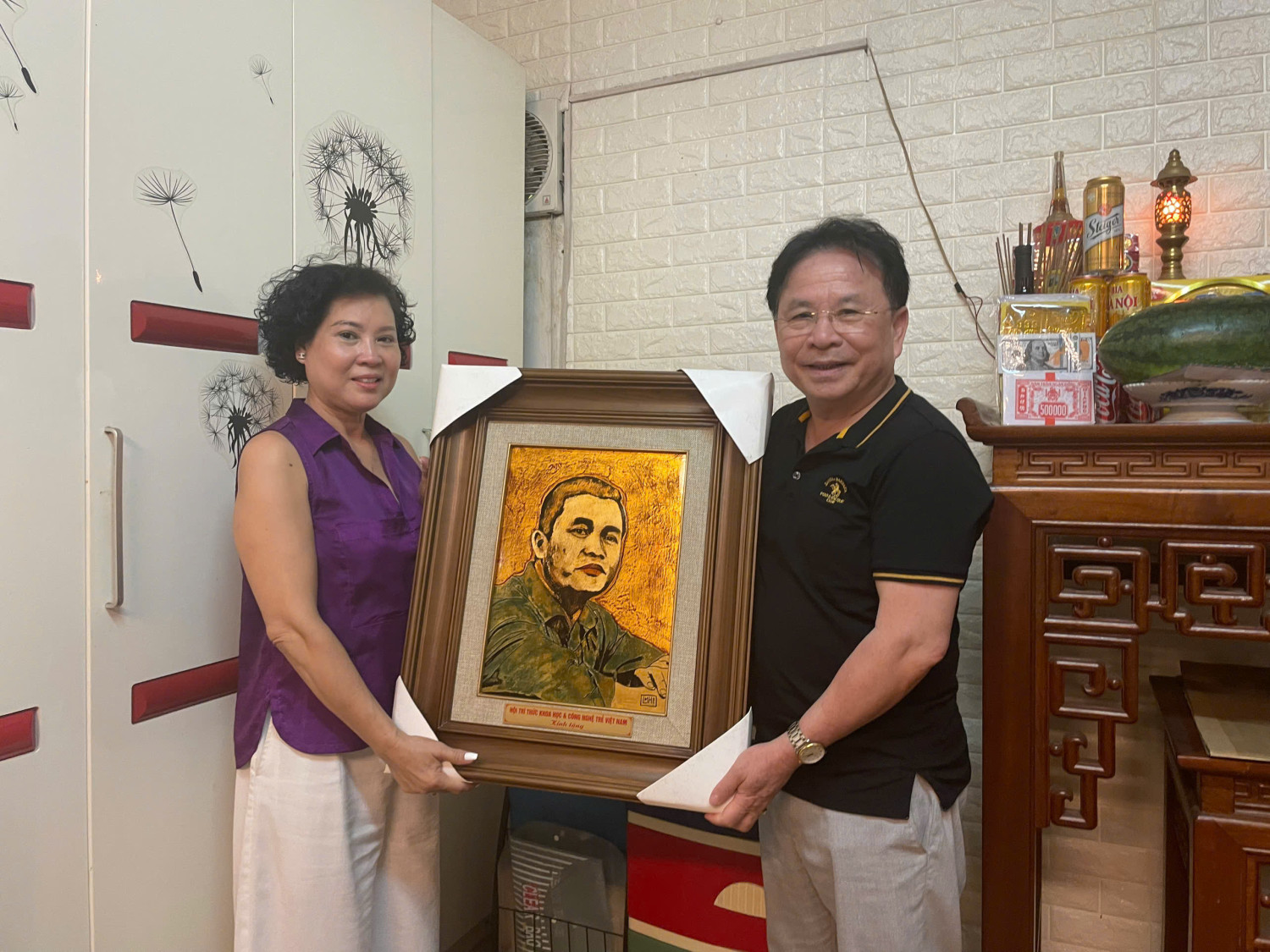 Tri ân người mở lối: Hội trí thức khoa học và công nghệ trẻ Việt Nam thăm nhà cố Chủ tịch