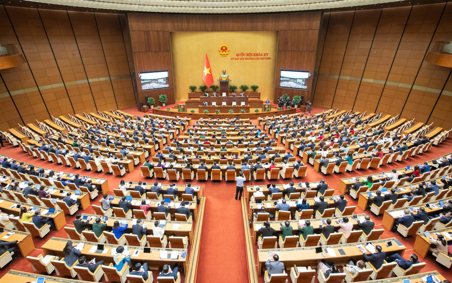 TỔ CHỨC KHOA HỌC VÀ CÔNG NGHỆ VIỆT NAM TRONG BỐI CẢNH TRIỂN KHAI LUẬT KHOA HỌC, CÔNG NGHỆ VÀ ĐỔI MỚI SÁNG TẠO